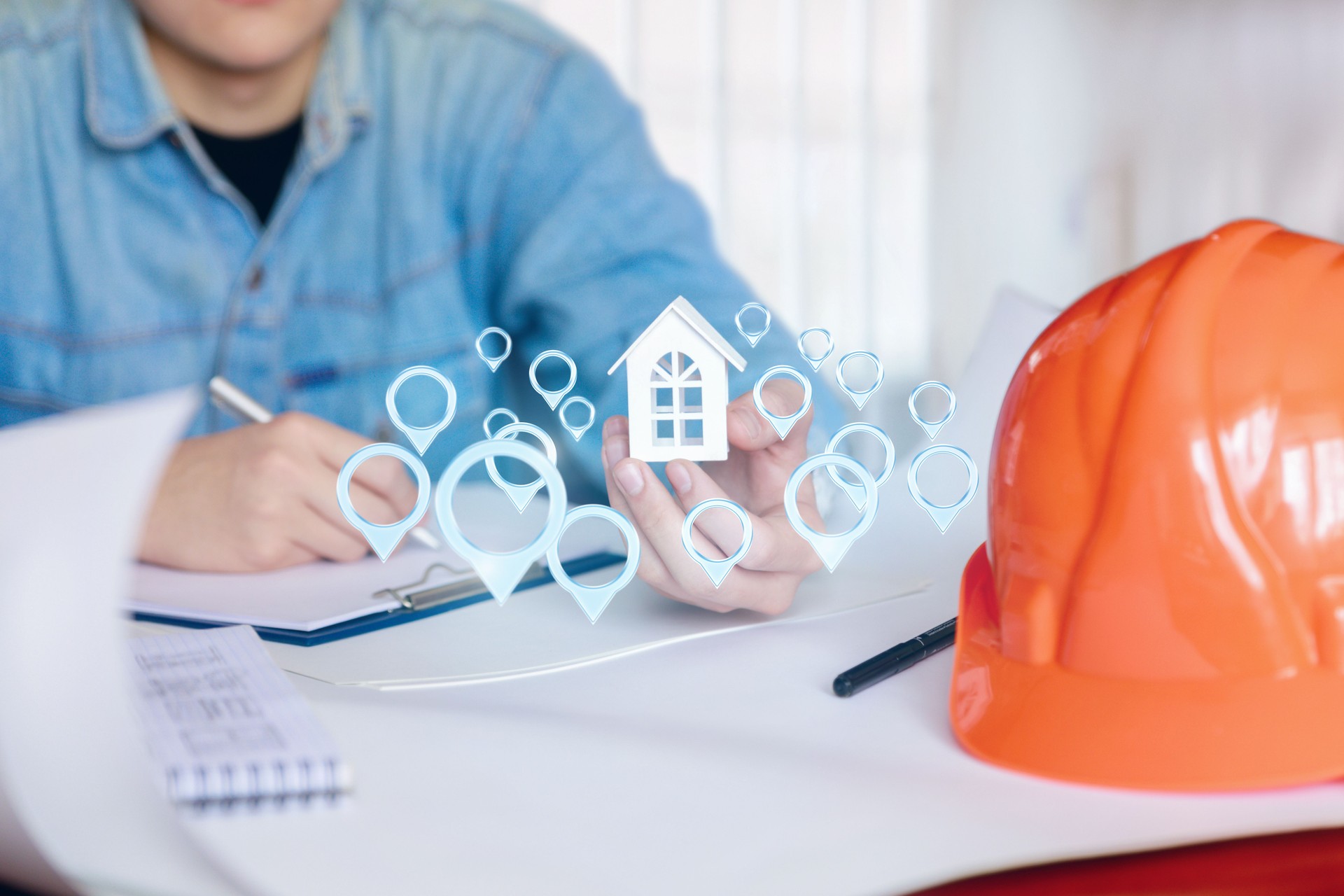 Ingénieur conçoit l’emplacement.