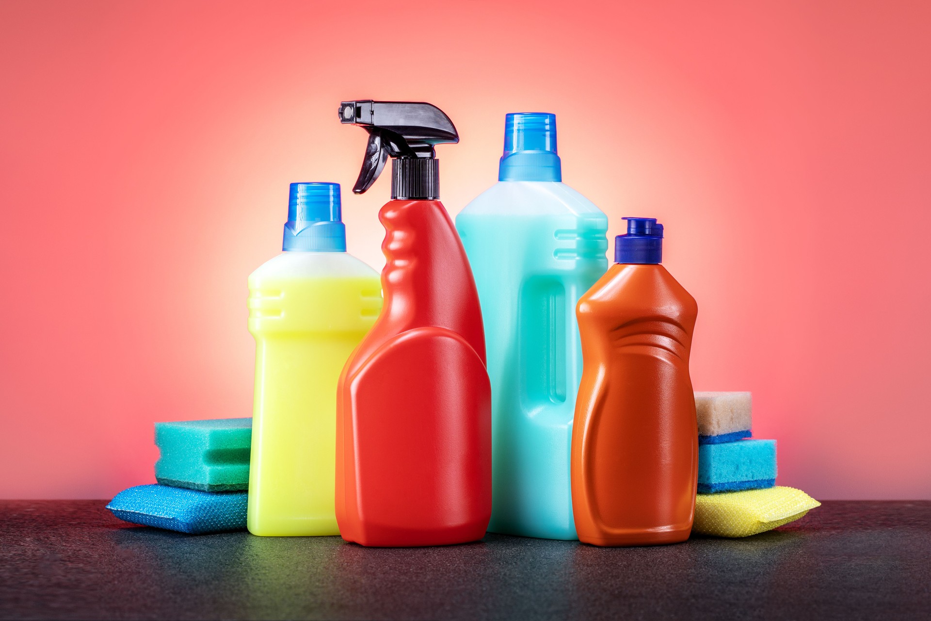 Produits d’entretien ménager. Service de nettoyage Concept.